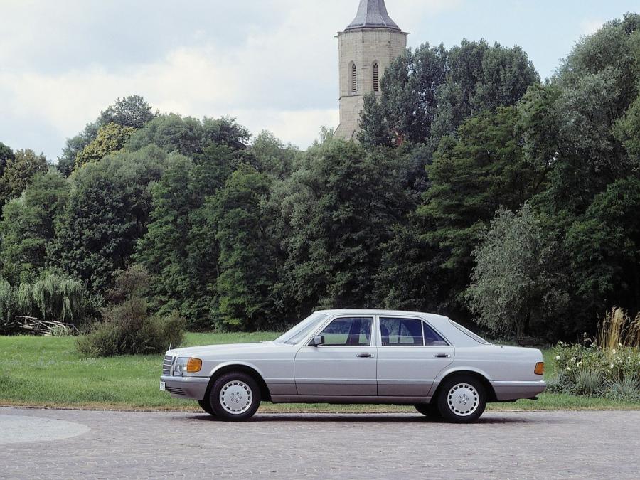  Mercedes-Benz S-Class 1979 года  (фото 4 из 14)